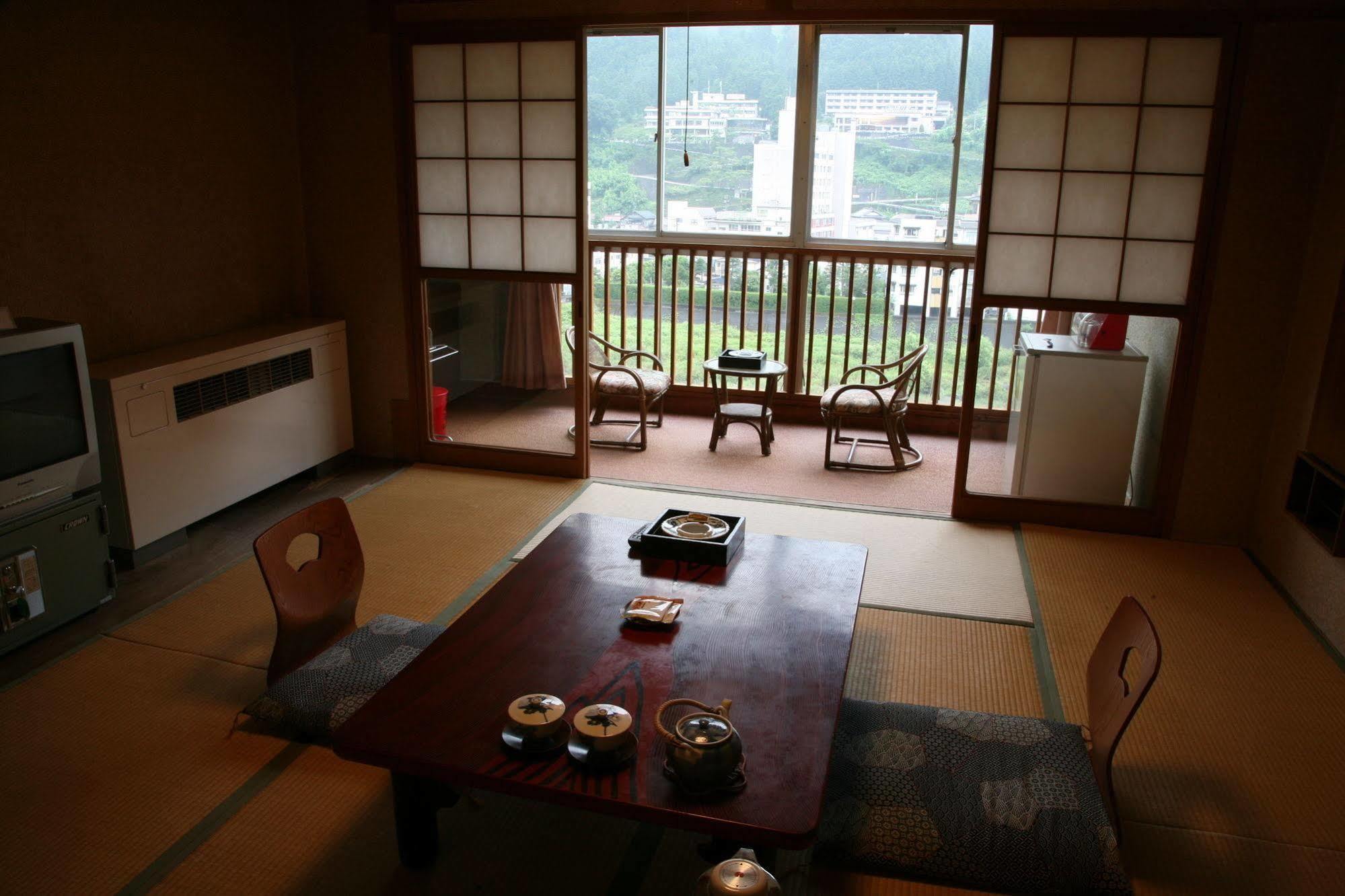 Hotel Okudaya Happoen à Gero Extérieur photo