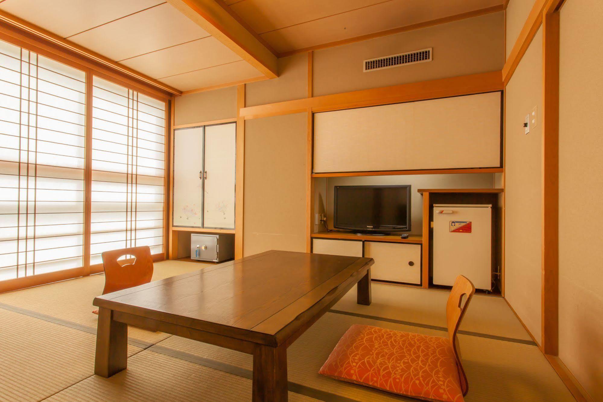 Hotel Okudaya Happoen à Gero Extérieur photo